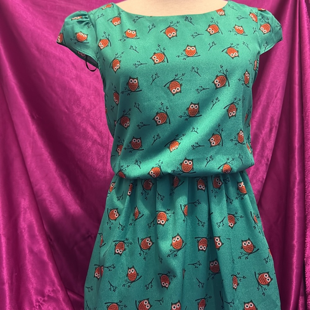 Green Owl Print Dress size small by city studio